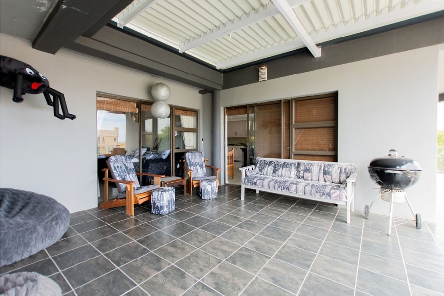 7 Bedroom Property for Sale in Myburgh Park Western Cape